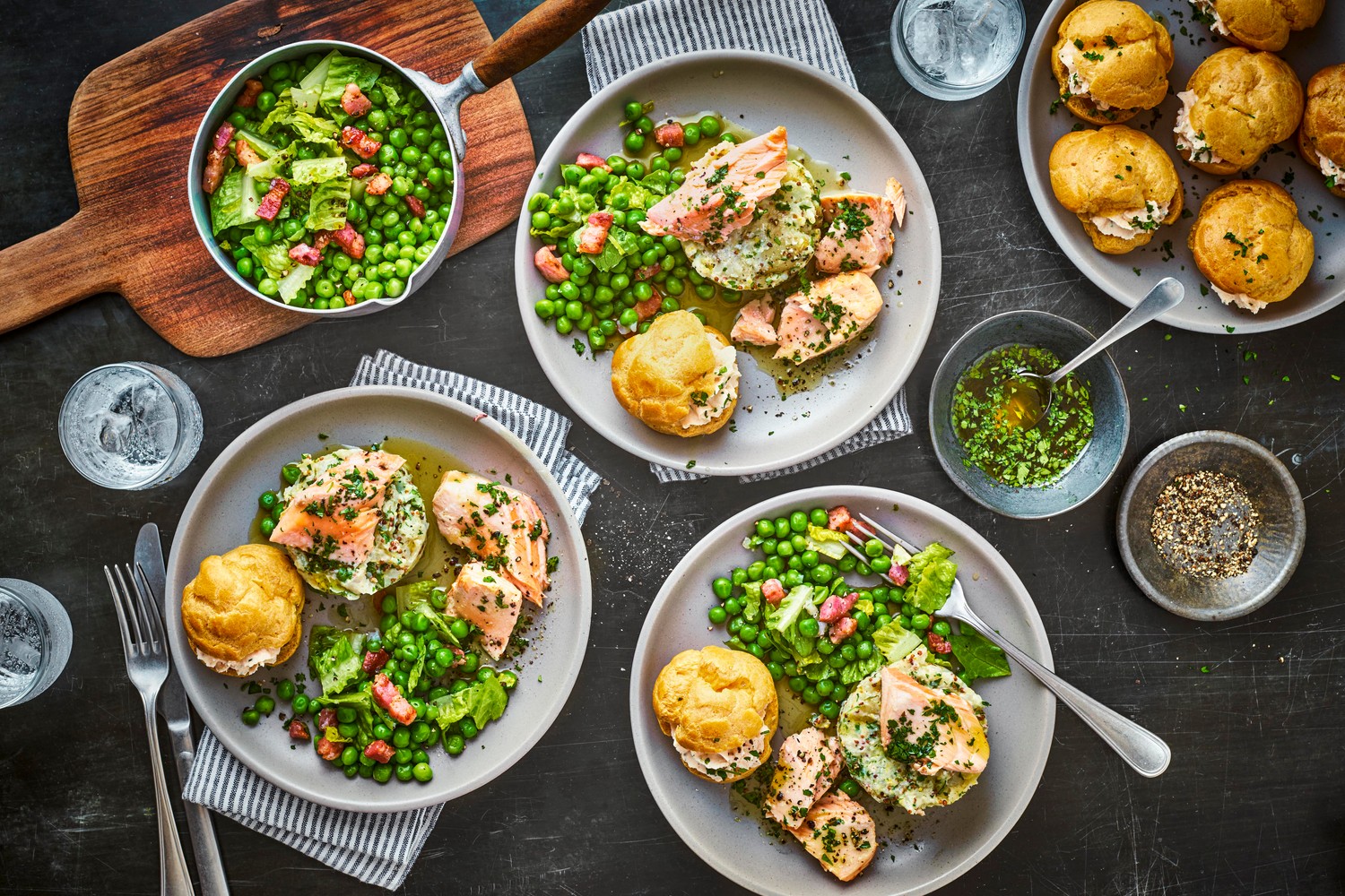 Confit salmon with crushed new potatoes and hollandaise