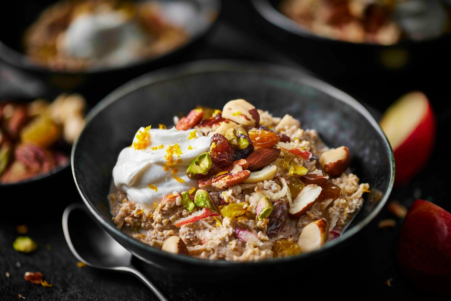 Healthy mince pie overnight oats recipe