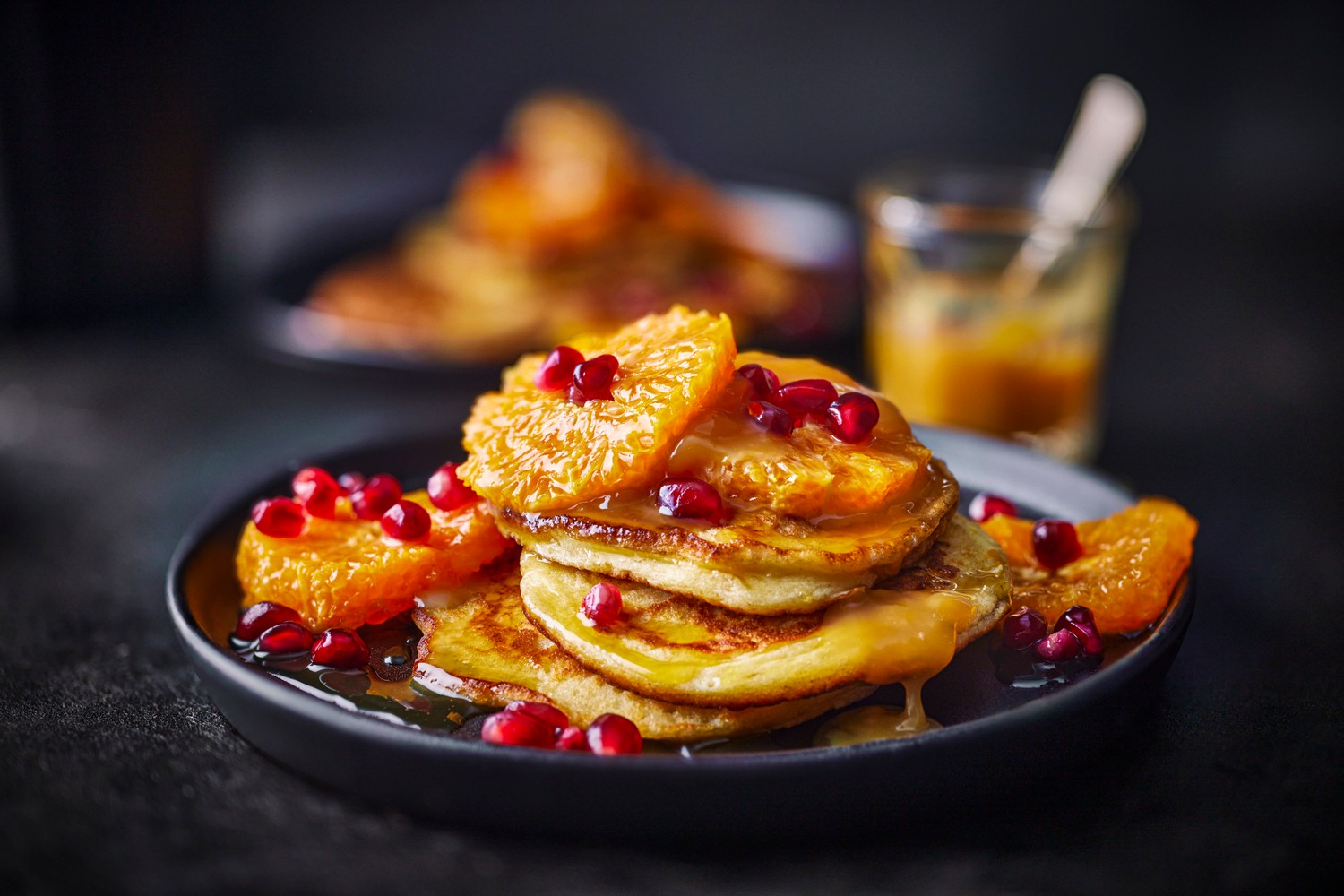 Ricotta hotcakes with salted caramel and clementines