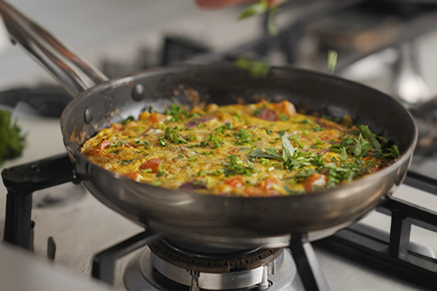 Korma-spiced chickpea omelette