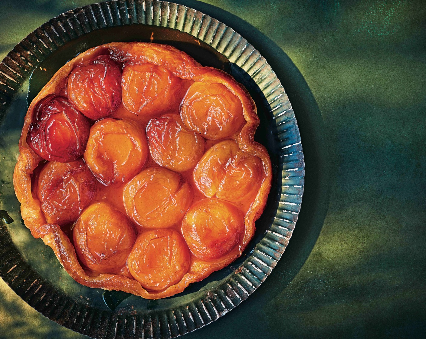 Peach tarte tatin Recipe | M&S