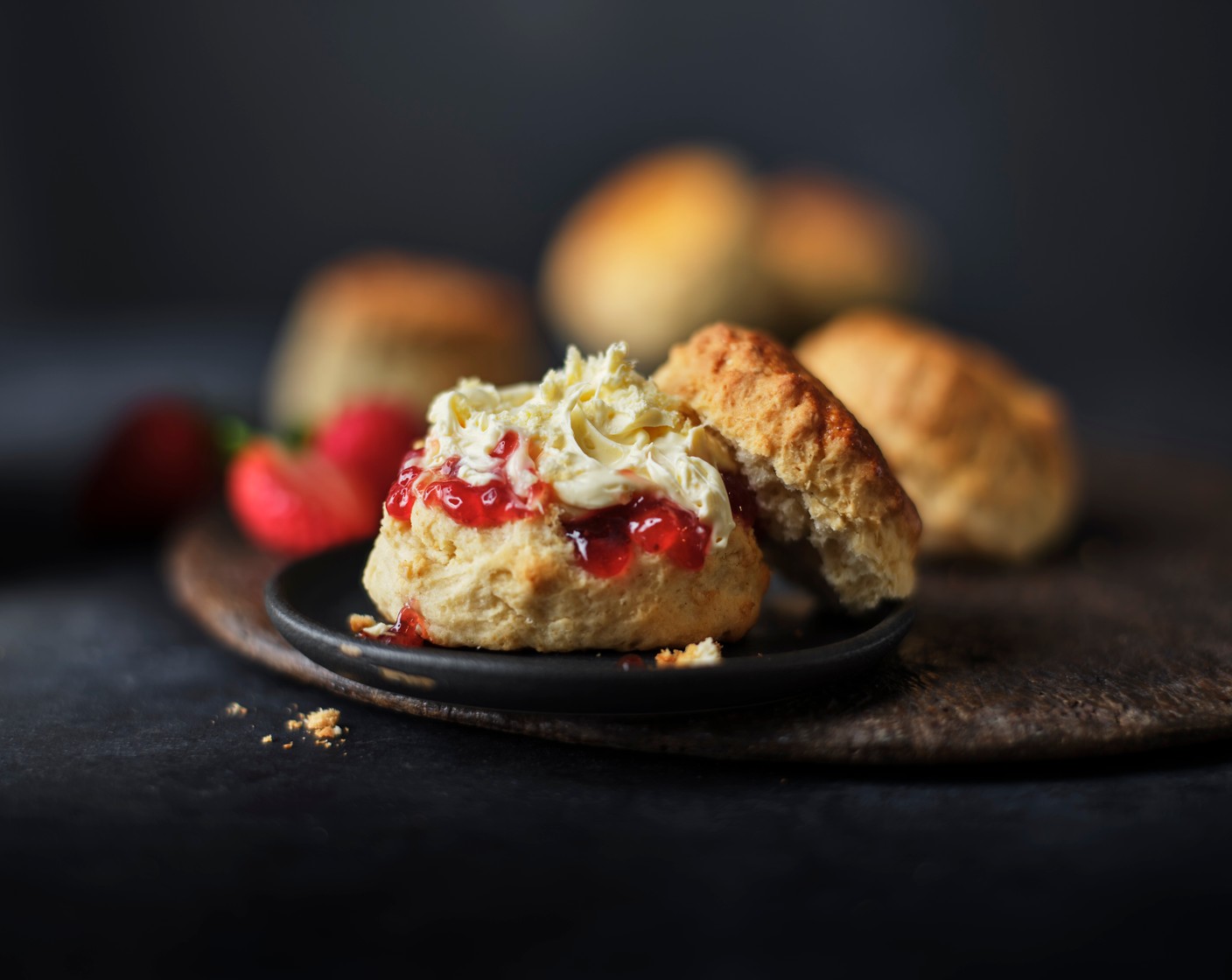 step 6 Leave to cool for 5 minutes, then dig in with plenty of clotted cream (6 tbsp) and jam (6 tbsp).