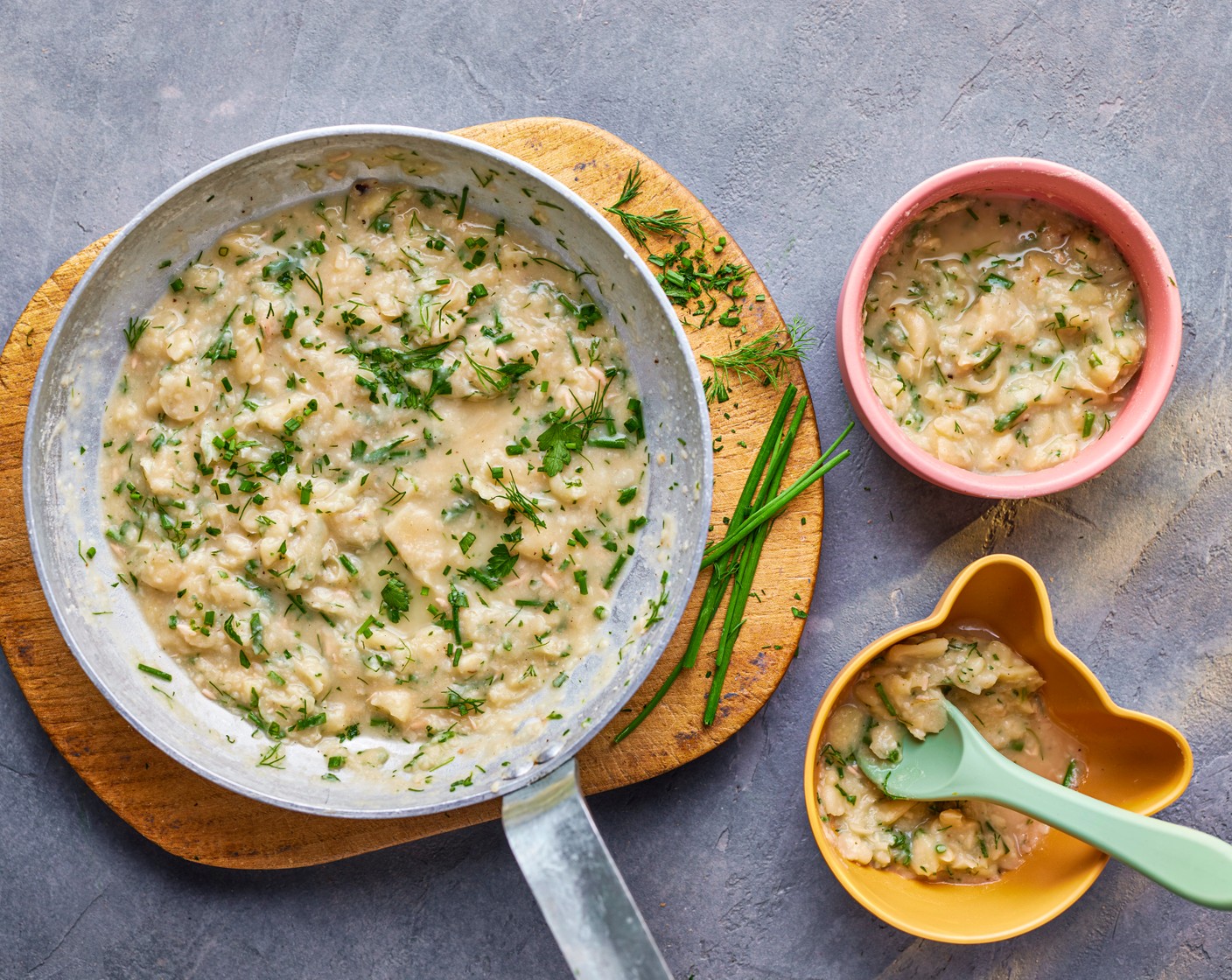 step 2 Add a splash of water when you’re ready to reheat your second portion.  

(All age suitability recommendations and recipes are only guides, please alter as appropriate to suit your baby’s weaning journey)