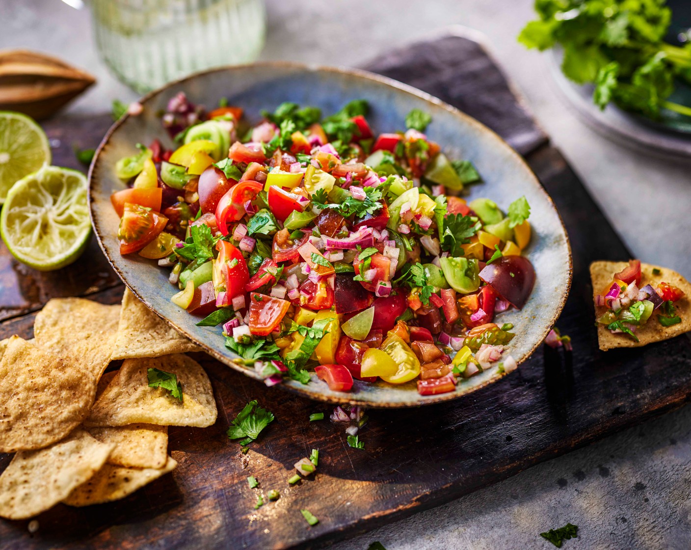 step 3 Serve the salsa with the tortilla chips (1 pack) on the side.