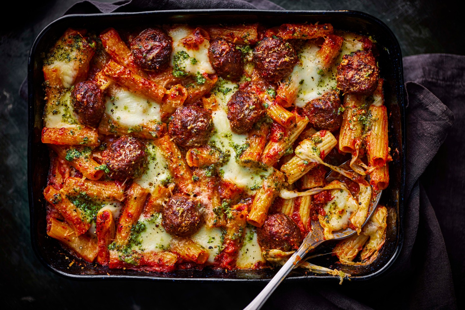 Slow cooker meatball pasta bake