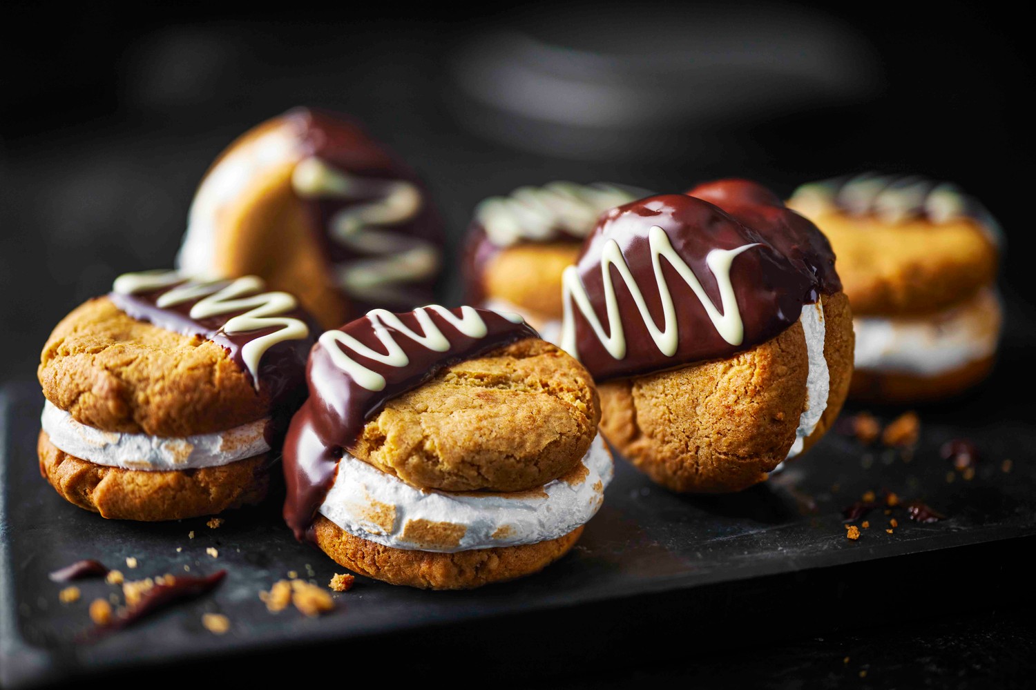 Toasted s’more biscuit sandwiches with dark chocolate sauce recipe