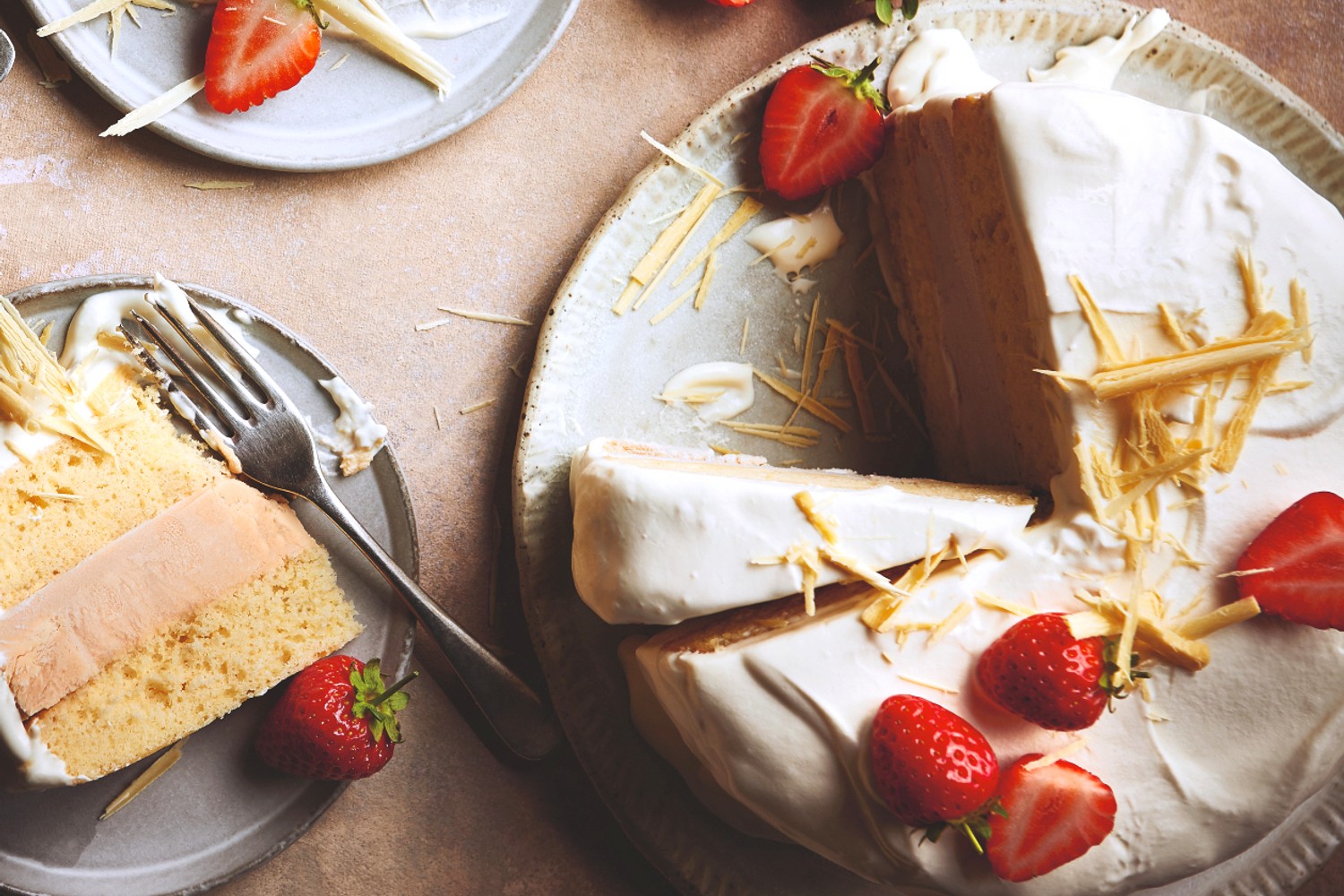 Strawberry clotted cream ice-cream cake