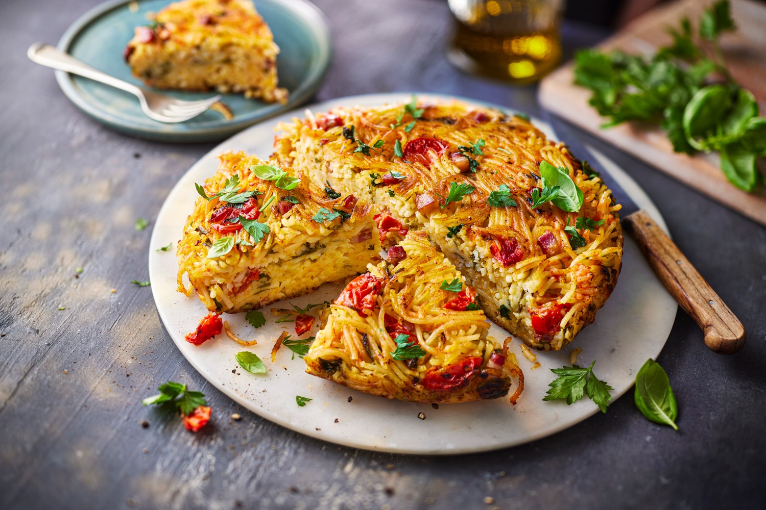 Gluten-free summer spaghetti pie