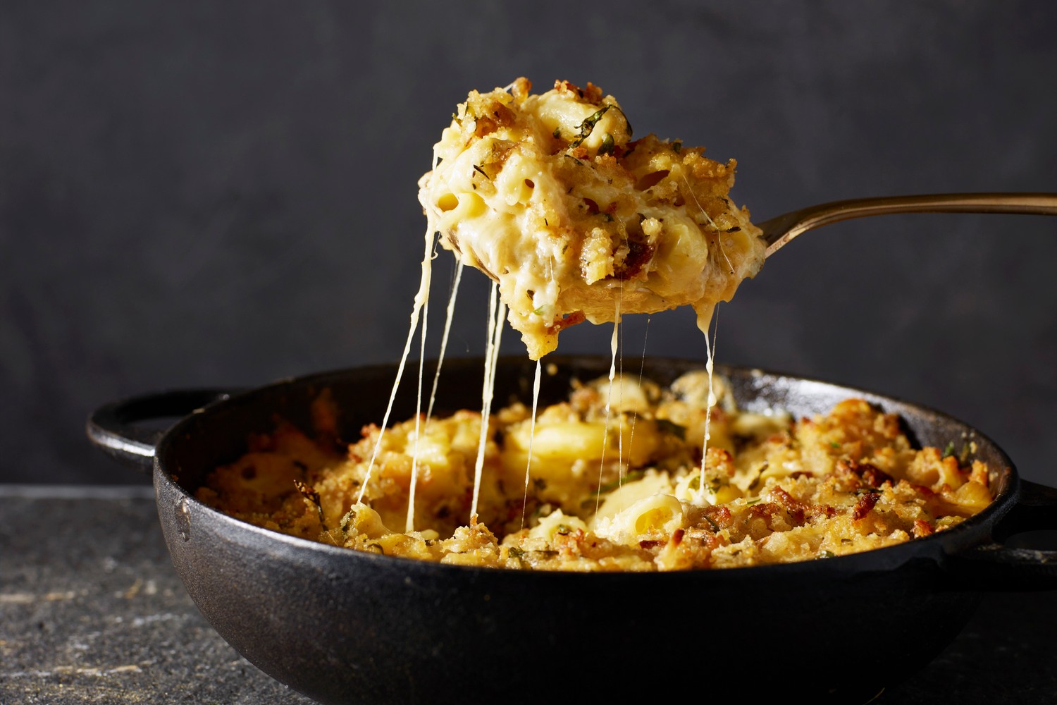 Marmite® cheddar mac and cheese