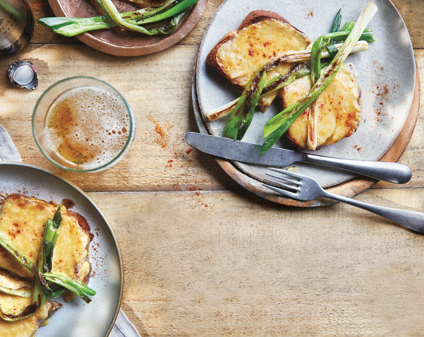 step 4 Serve the toasts topped with the spring onions and the rest of the beer on the side.