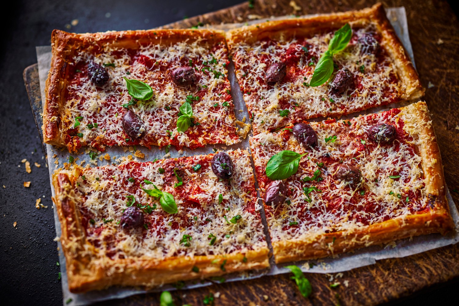 Easy Arrabbiata puff pastry tart