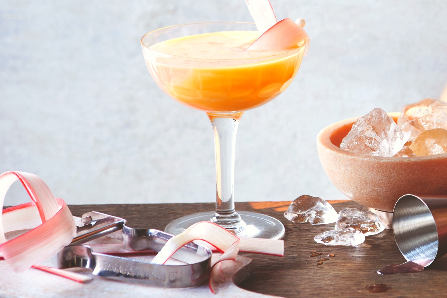 Rhubarb and custard cocktail