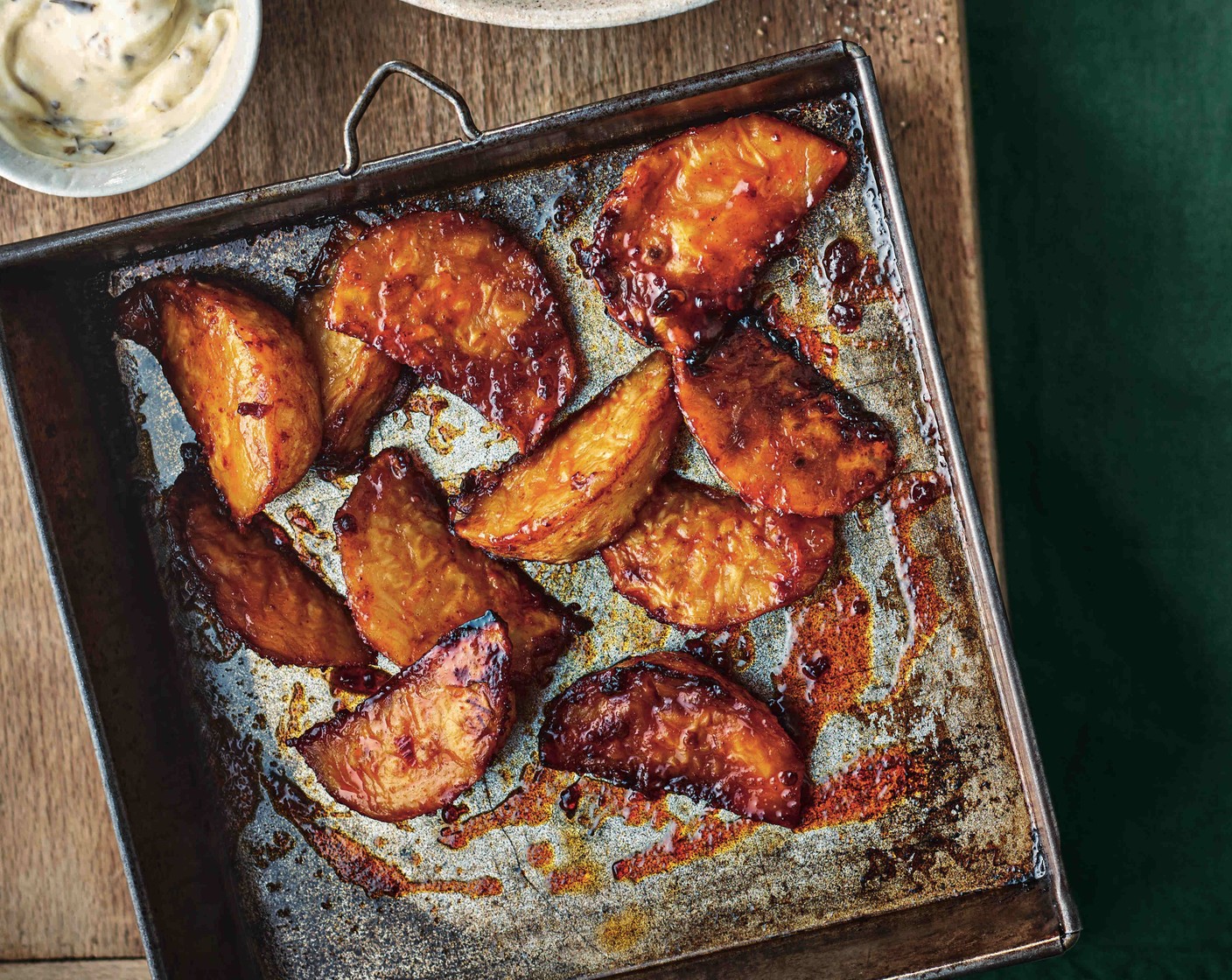 step 4 Make the dip by stirring the mayonnaise (4 tbsp) and chimichurri (2 tsp) together in a small bowl. Serve the dip alongside the wedges and let everyone dig in.