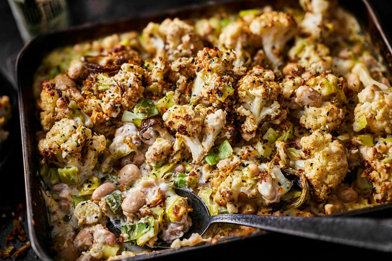 Creamy leek and bean cauliflower cheese