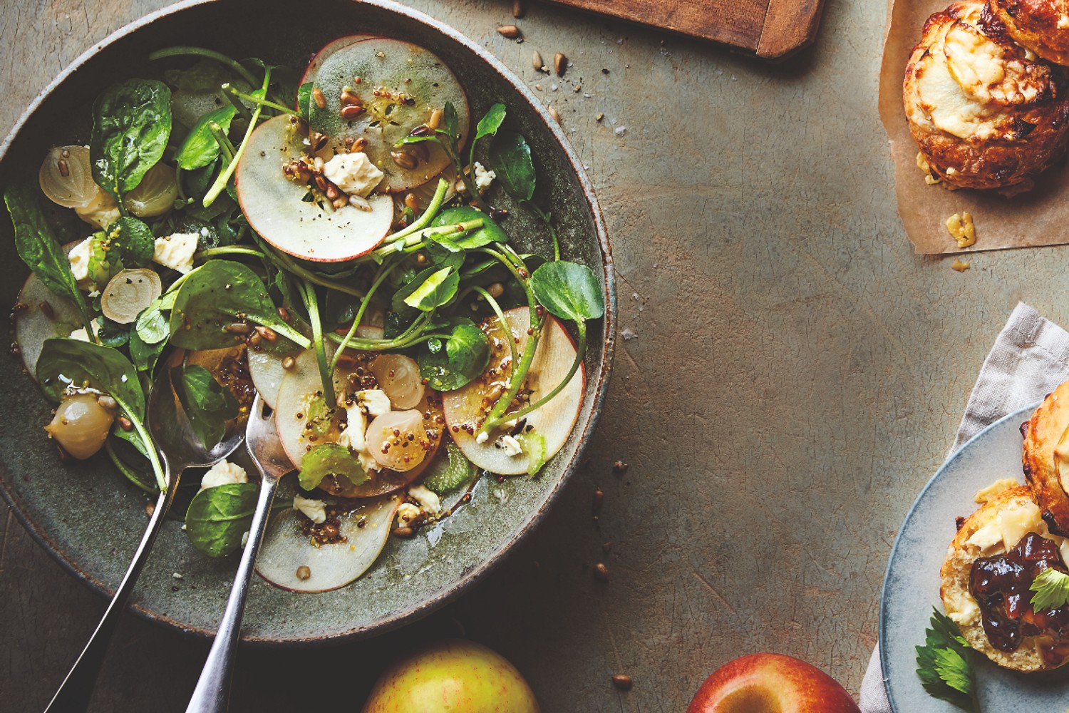 Crunchy apple and wensleydale salad
