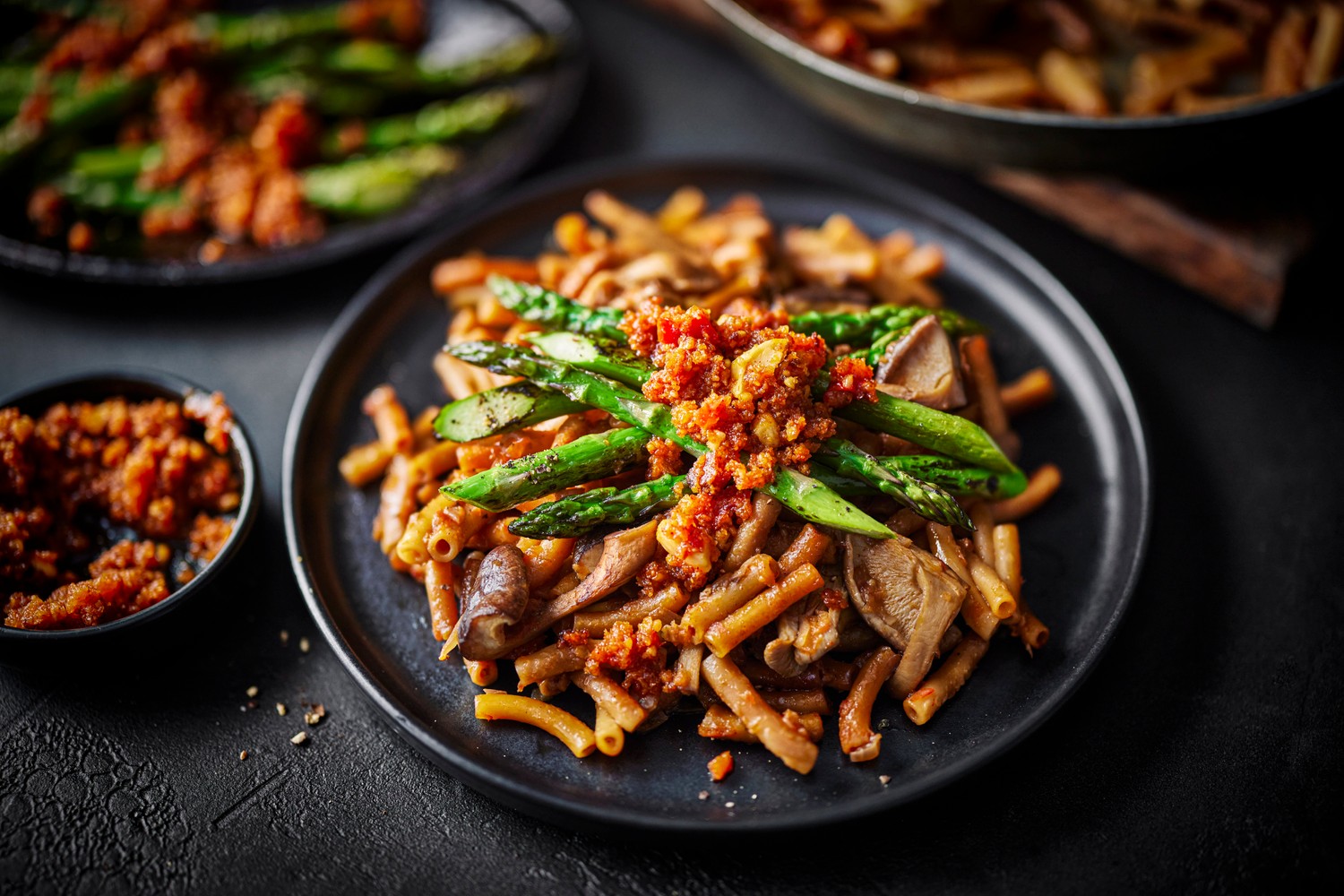 Mushroom fideuà with asparagus xató salad recipe
