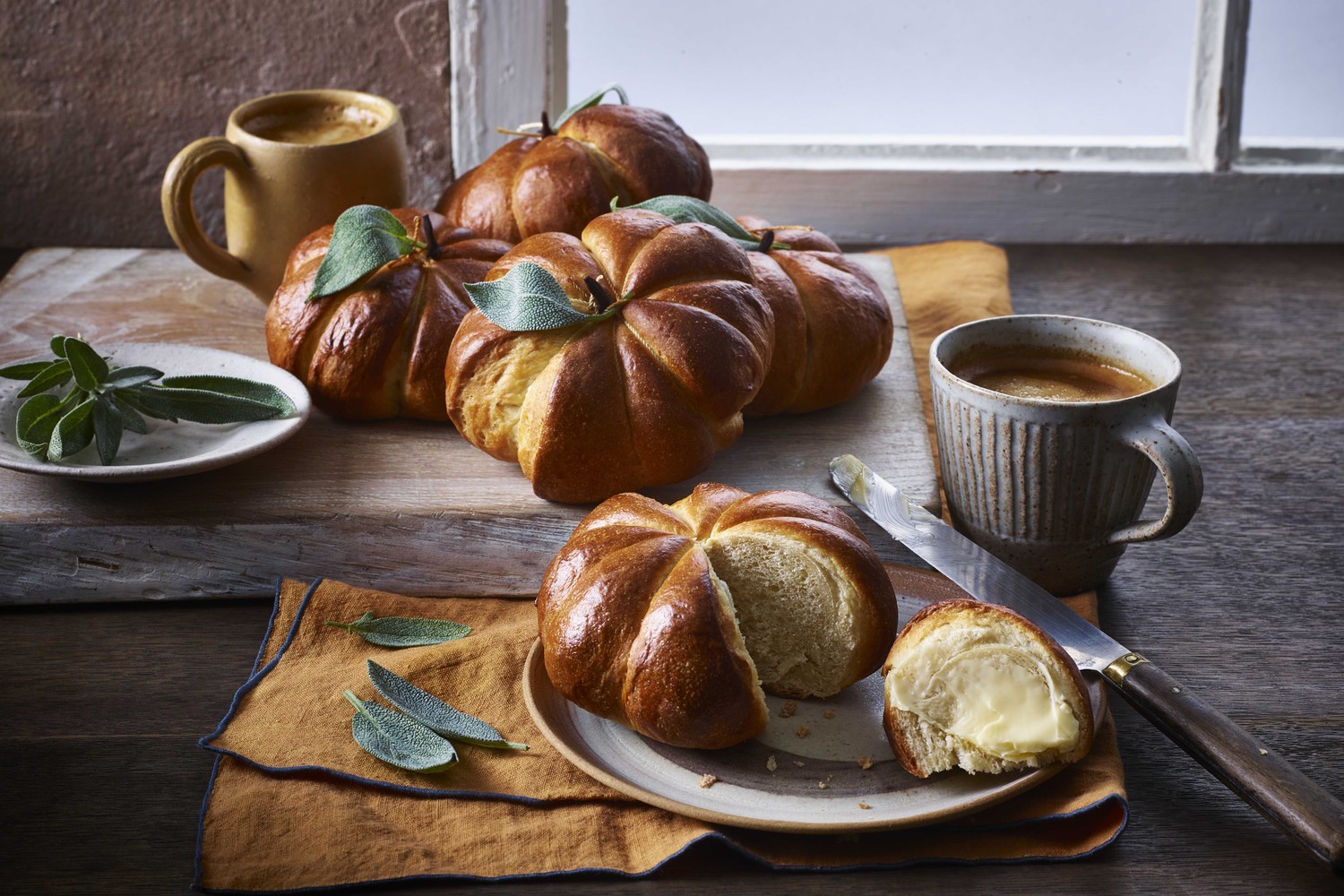 Autumnal pumpkin-shaped milk bread buns