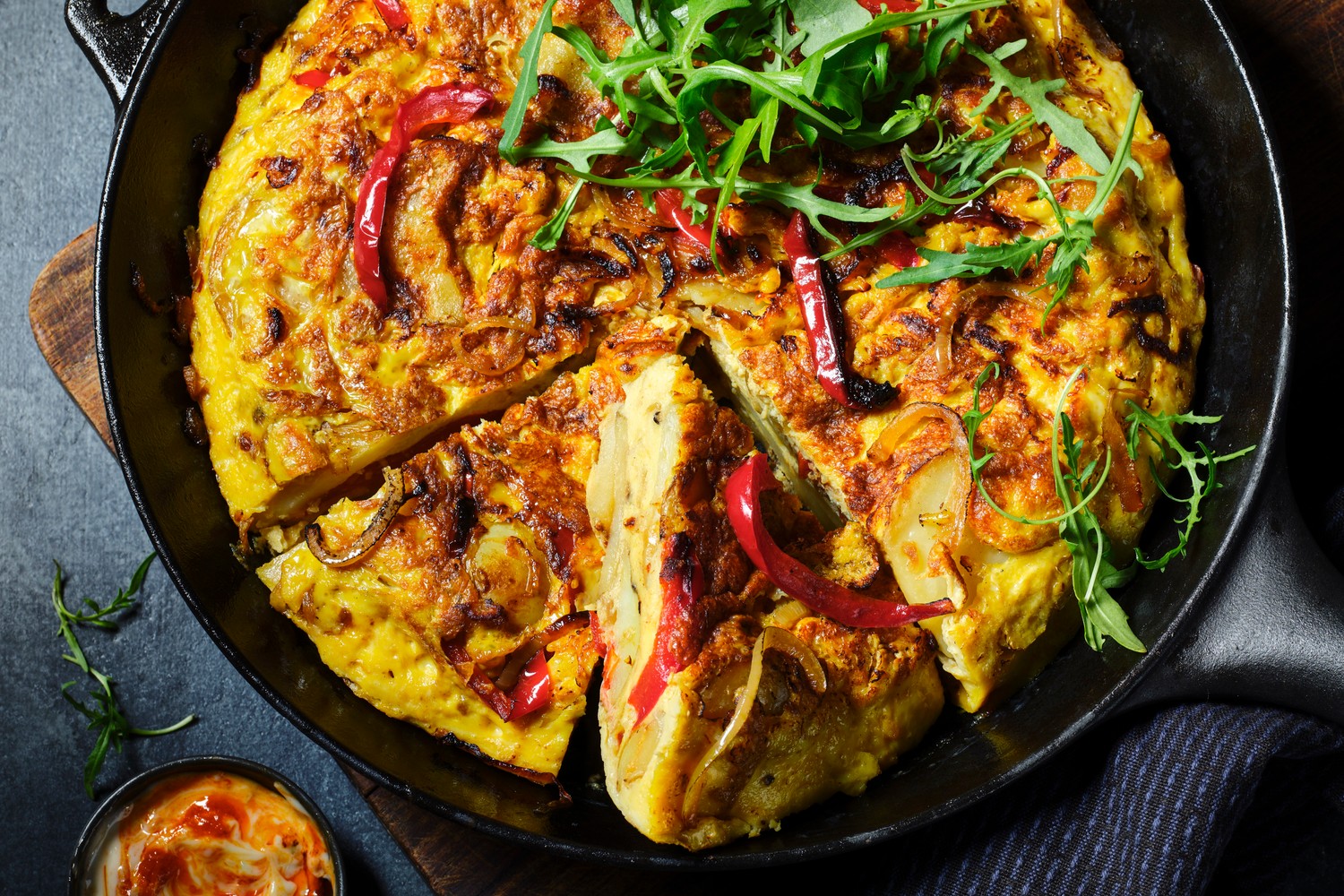 Red pepper tortilla with chilli pesto aioli
