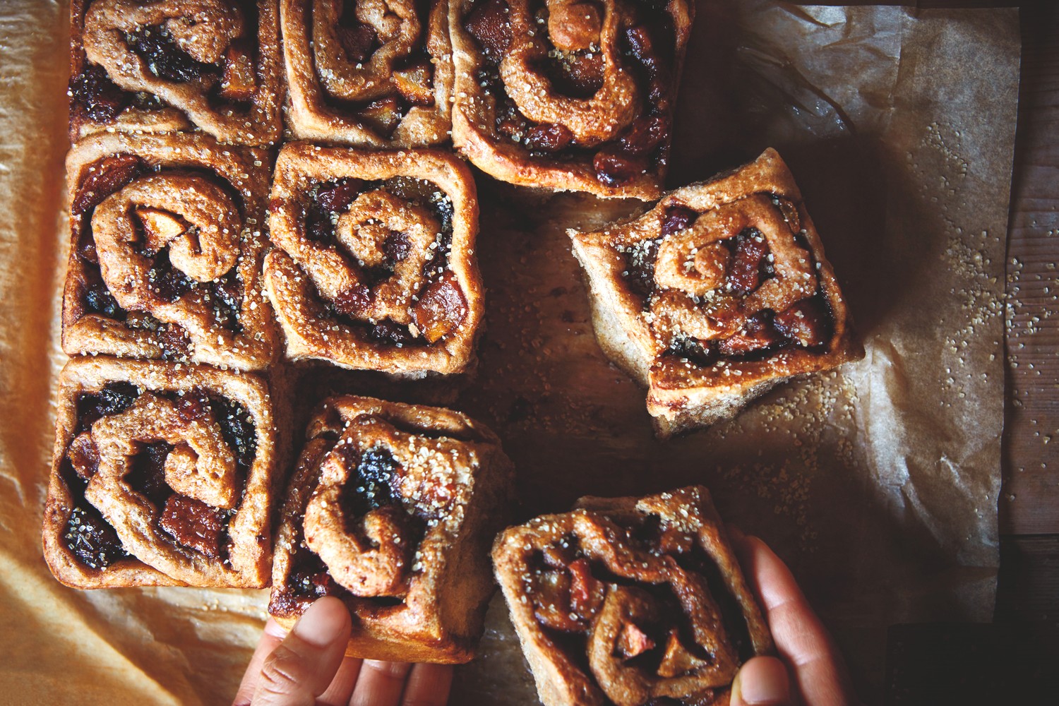 Vegan cinnamon, apple and raisin rolls