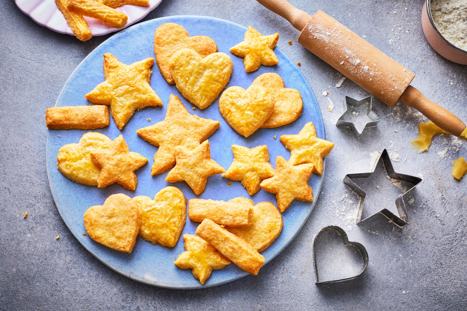 Little cheddar biscuits