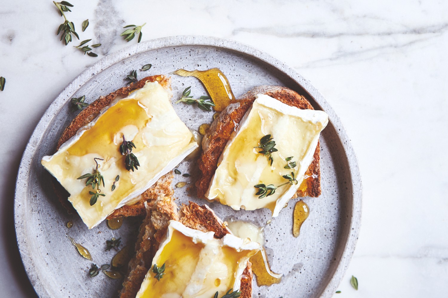 Truffle brie crostini