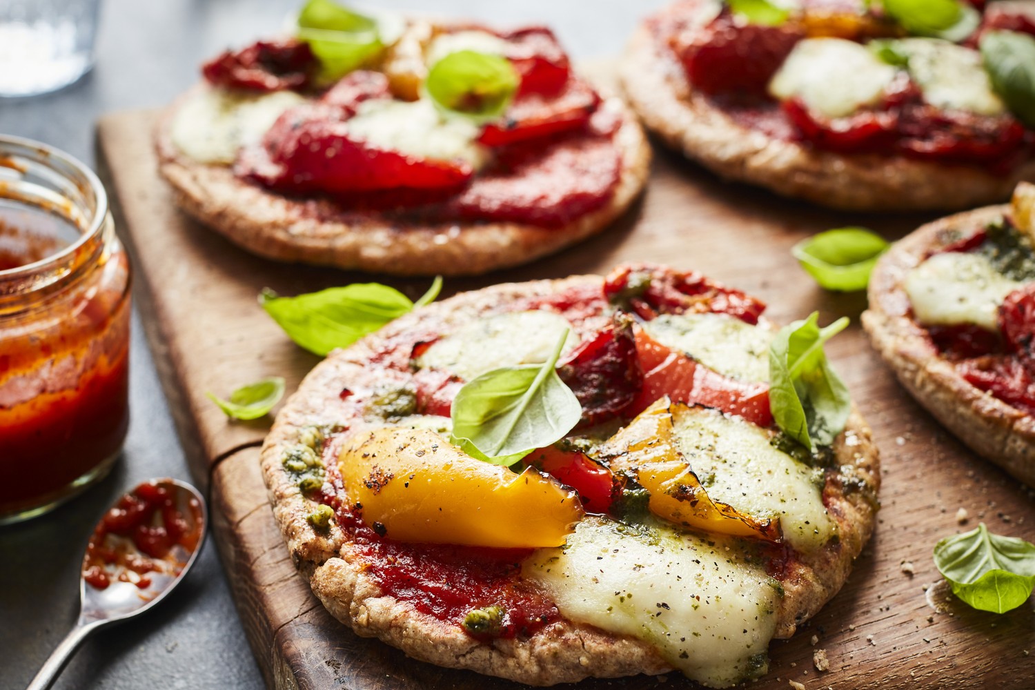 Mini pitta pizzas