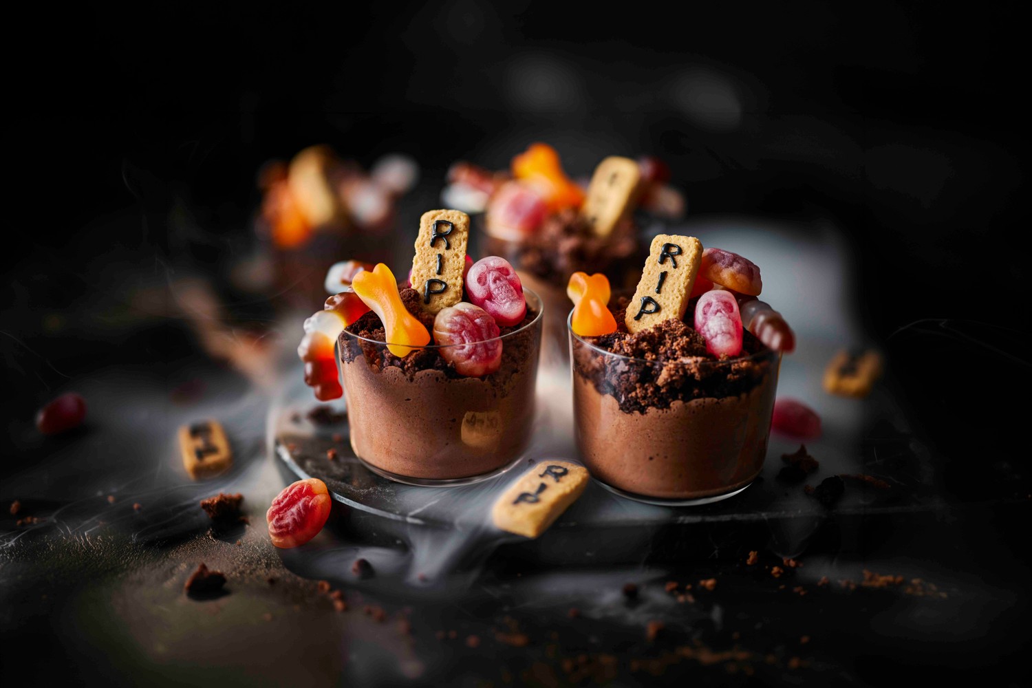 Mud pie graveyard pots recipe