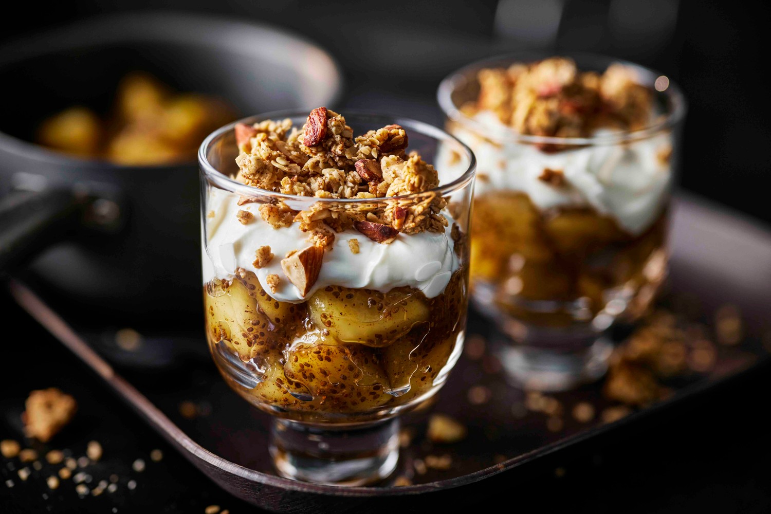 Oat and apple breakfast crumbles